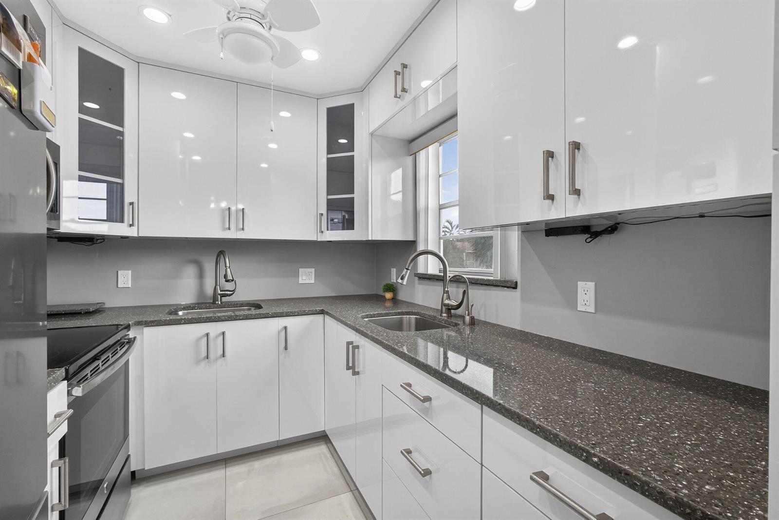 160 EASTHAMPTON G, West Palm Beach FL 33417