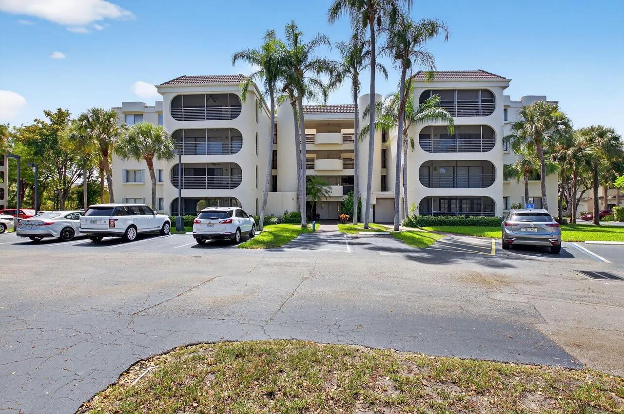 6342 LONGBOAT Lane W # 201, Boca Raton FL 33433