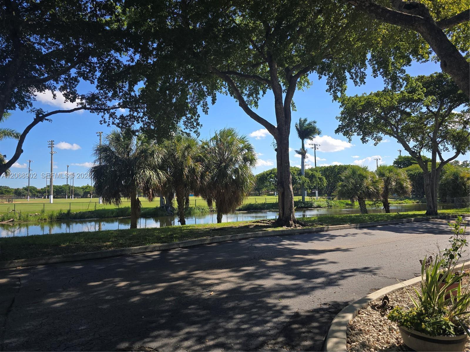 16330 Oak Walk, Miami Lakes FL 33014