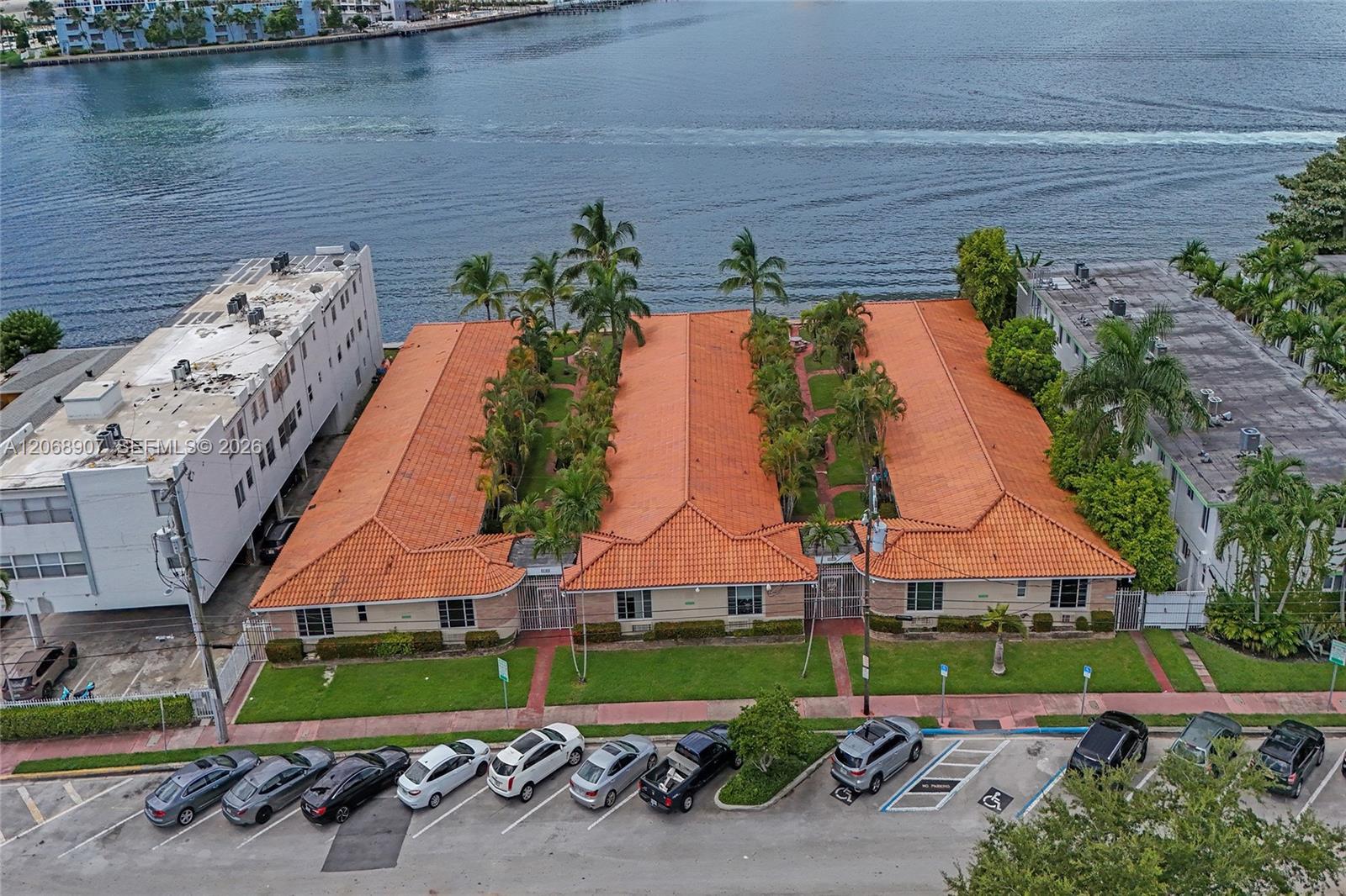 2170 Bay Dr # 22, Miami Beach FL 33141