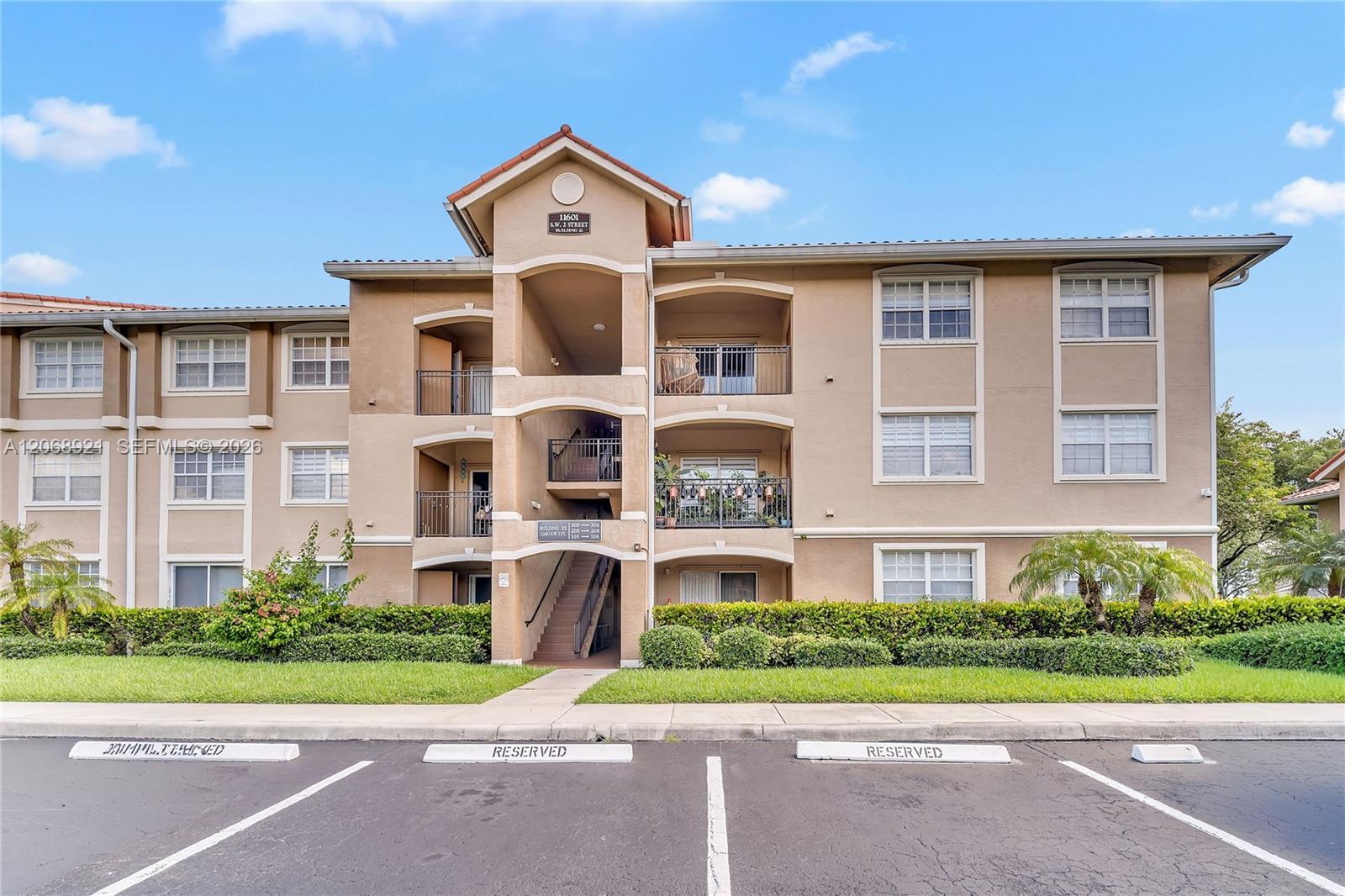 11601 SW 2nd St # 21308, Pembroke Pines FL 33025