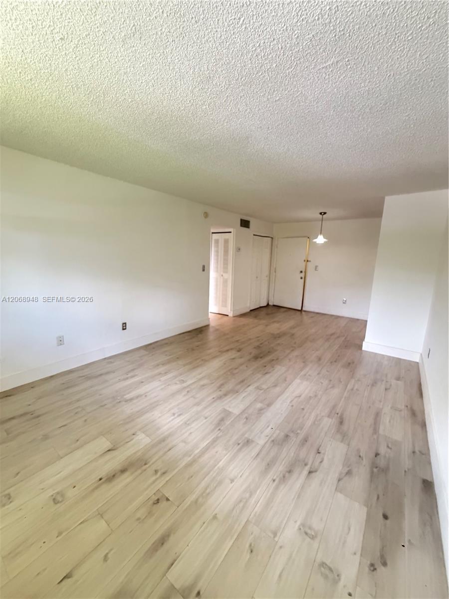 606 W 81st St # 209, Hialeah FL 33014