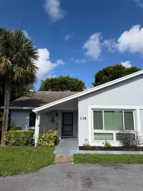 728 Lago Road, Delray Beach FL 33445