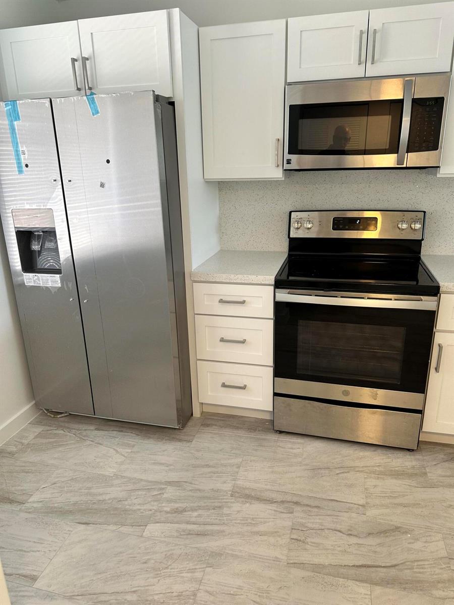 7145 HUNTINGTON Lane # 408, Delray Beach FL 33446