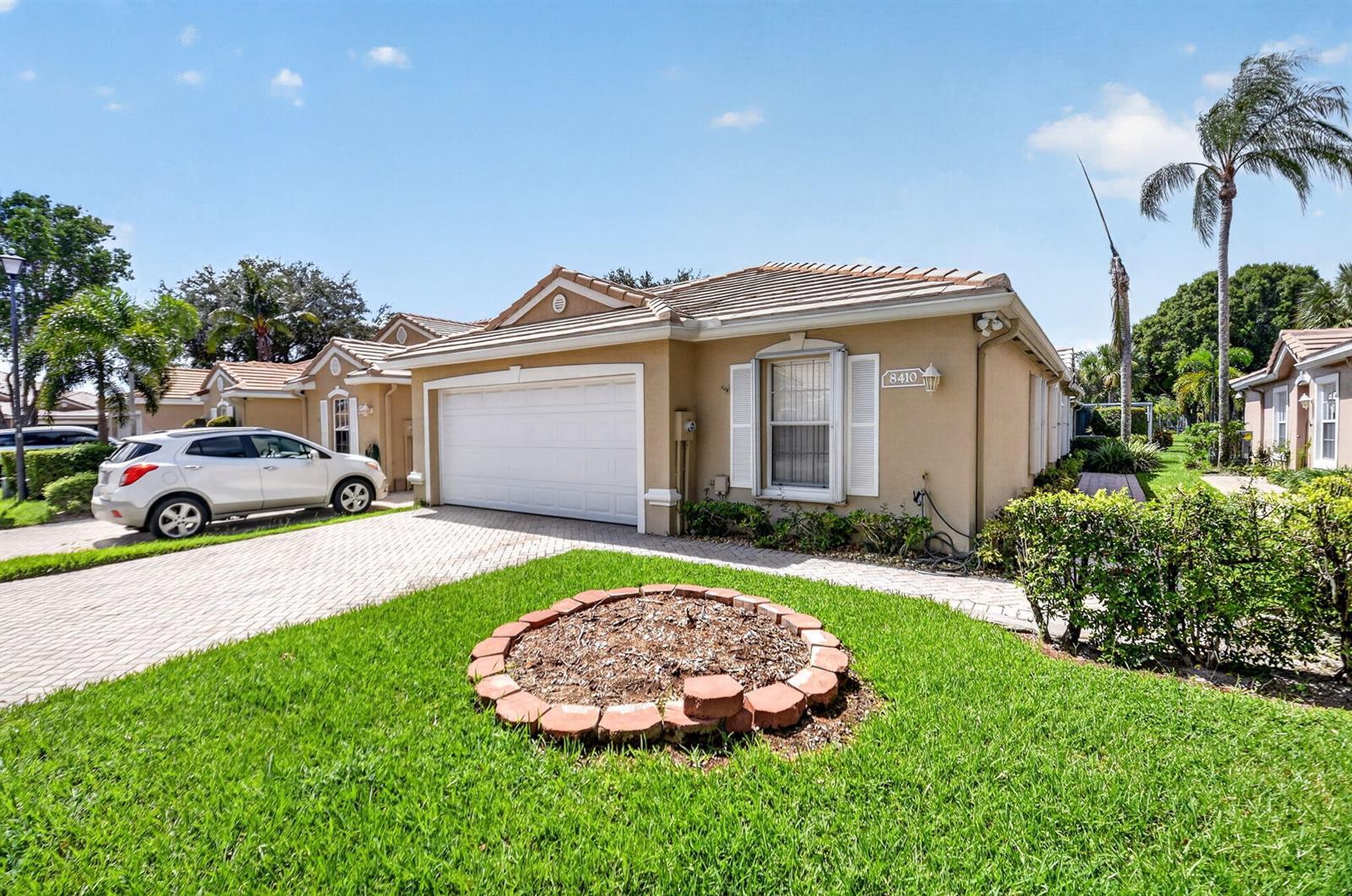 8410 Cargill Point Point, West Palm Beach FL 33411