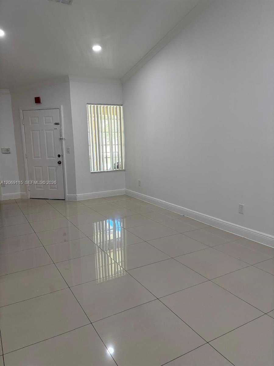 18344 NW 68th Ave # G, Hialeah FL 33015