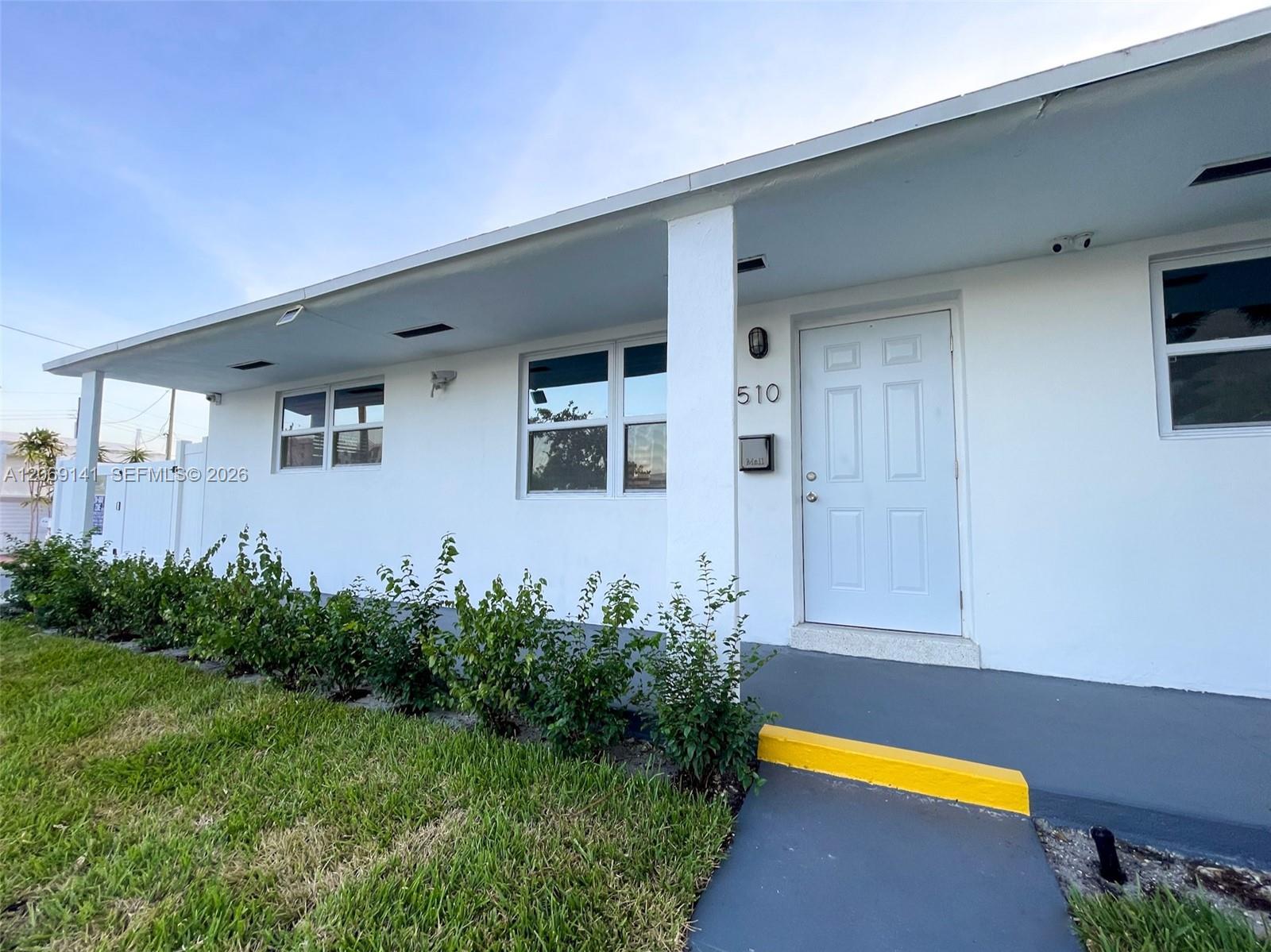 510 NE 4th Ave # 510, Hallandale Beach FL 33009