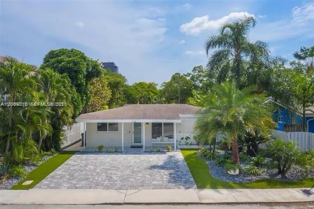 638 SW 5th Ave, Fort Lauderdale FL 33315