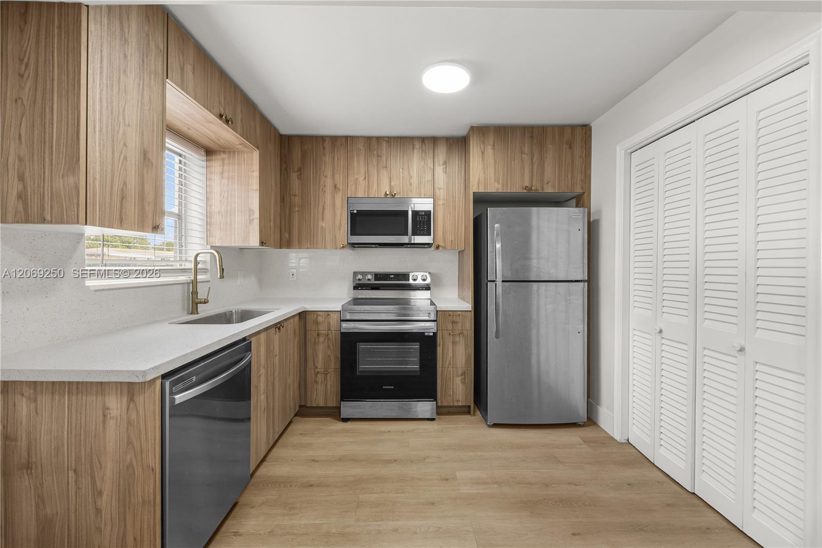 2418 Polk St # 102, Hollywood FL 33020