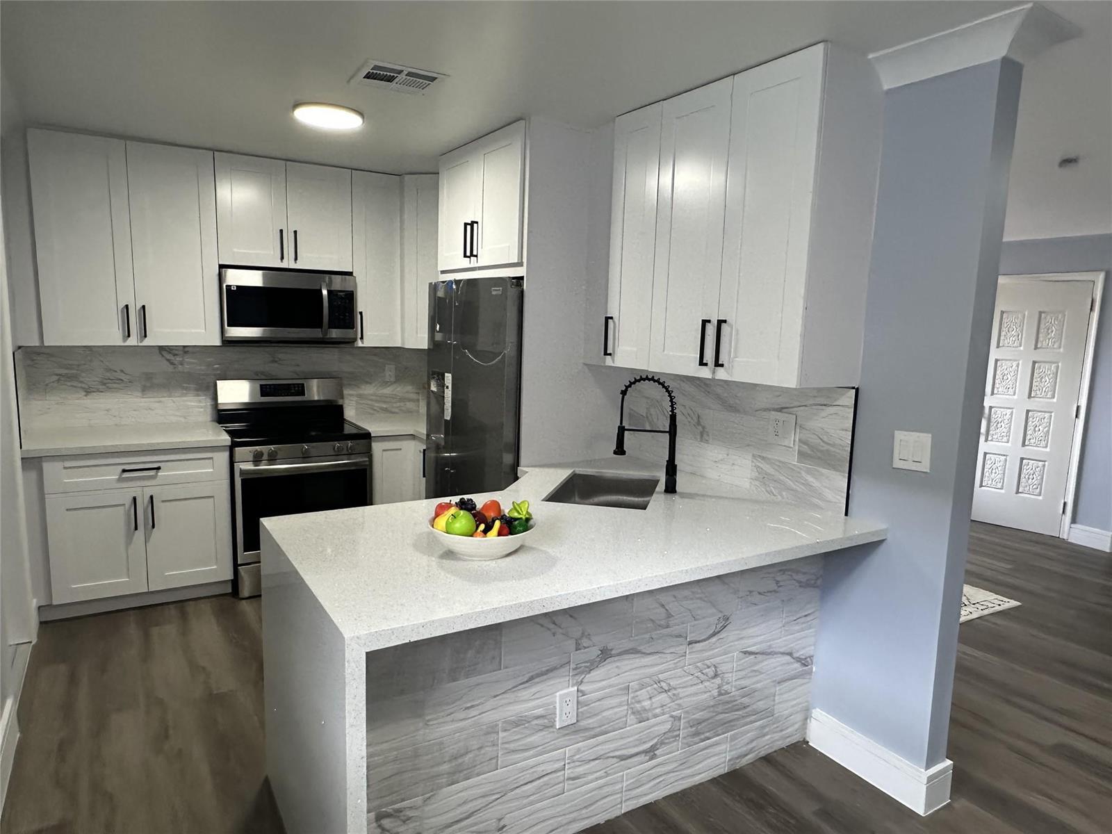 814 SW 12TH Place, Fort Lauderdale FL 33315