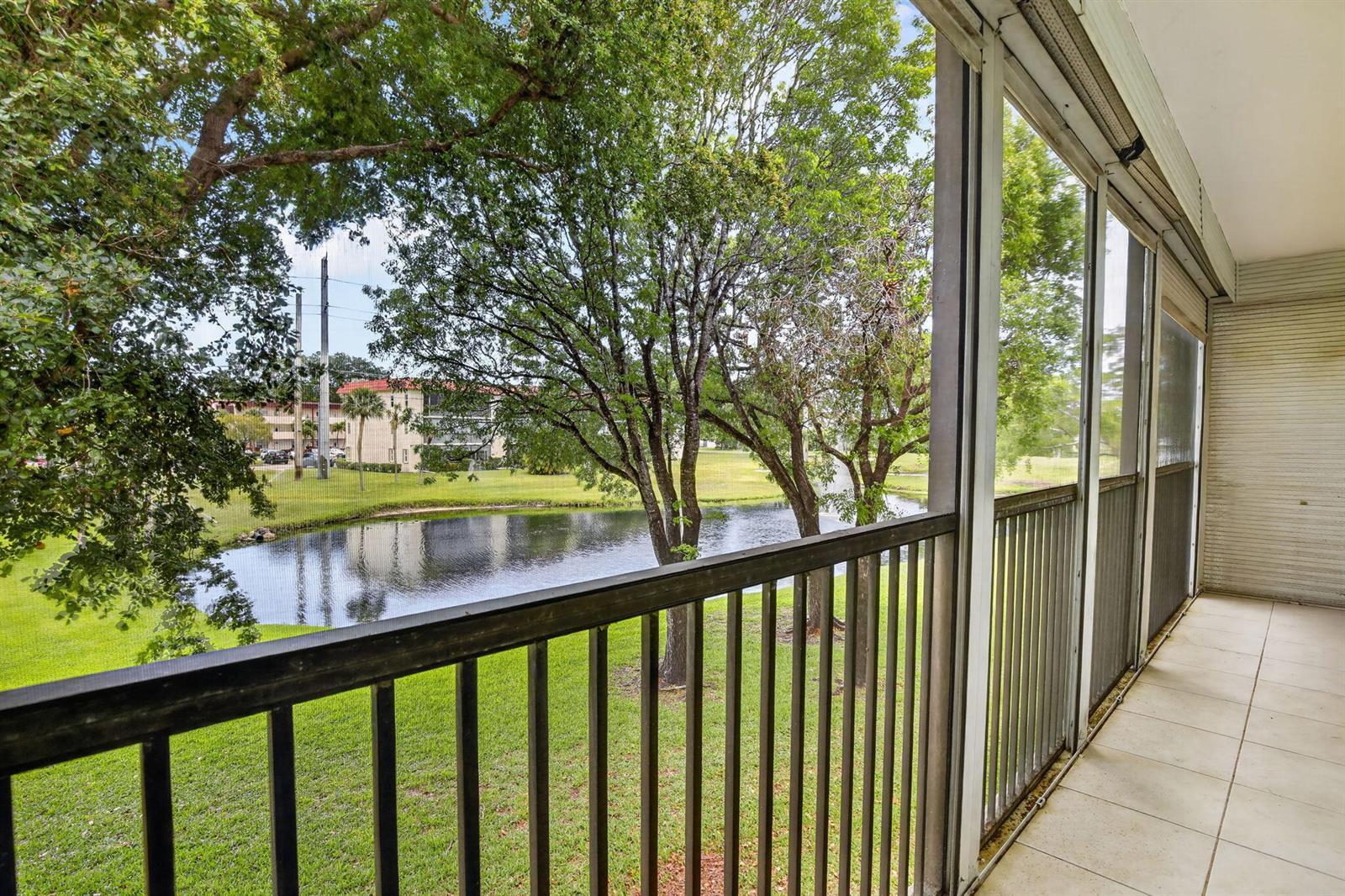 250 S Hollybrook Terrace # 208, Pembroke Pines FL 33025