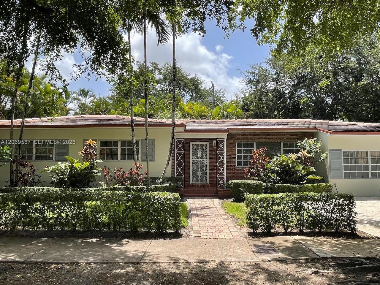 828 Lorca St, Coral Gables FL 33134