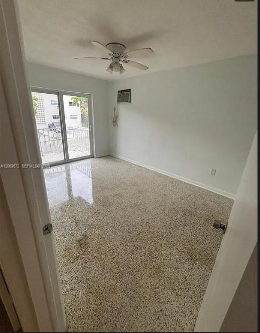 1380 SW 2nd St # 5, Miami FL 33135
