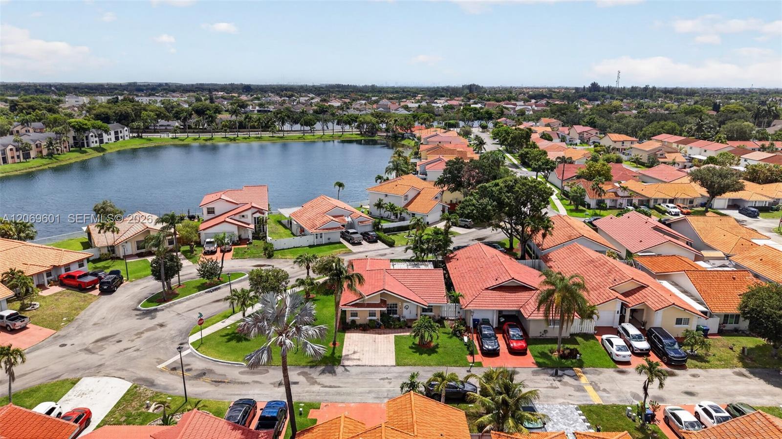 18847 NW 83rd Pl, Hialeah FL 33015