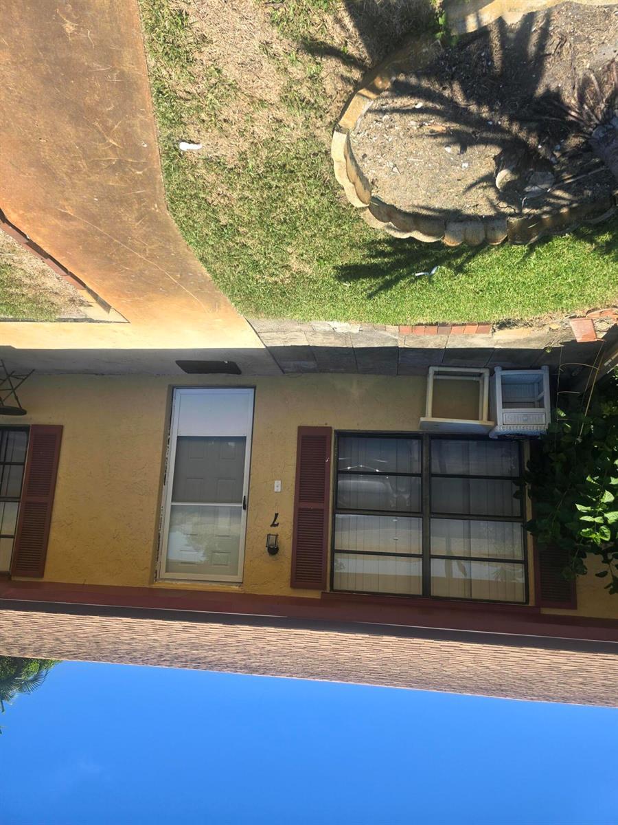 4290 Royal Banyan Way, FL 33461