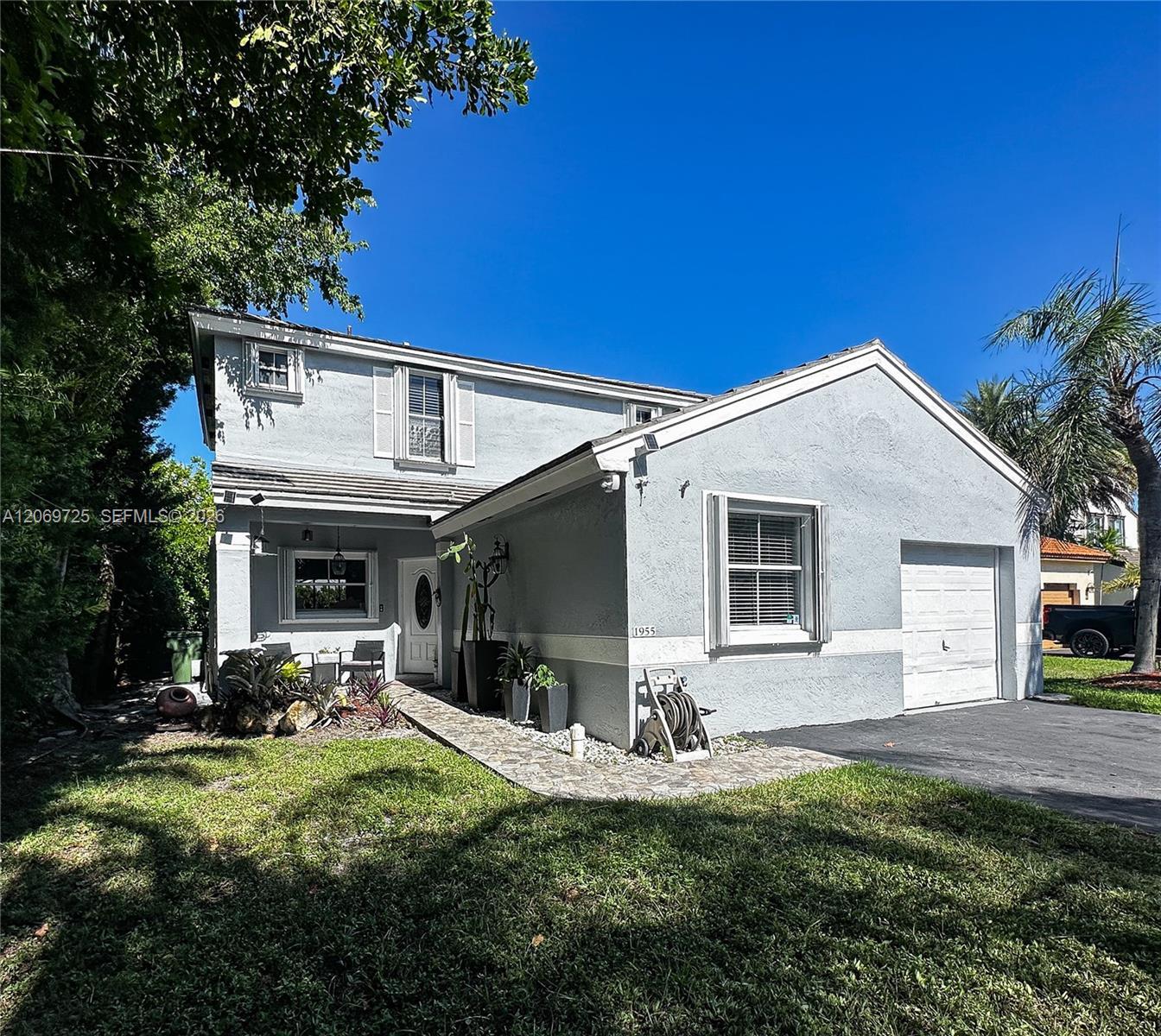 1955 NW 184th Way, Pembroke Pines FL 33029