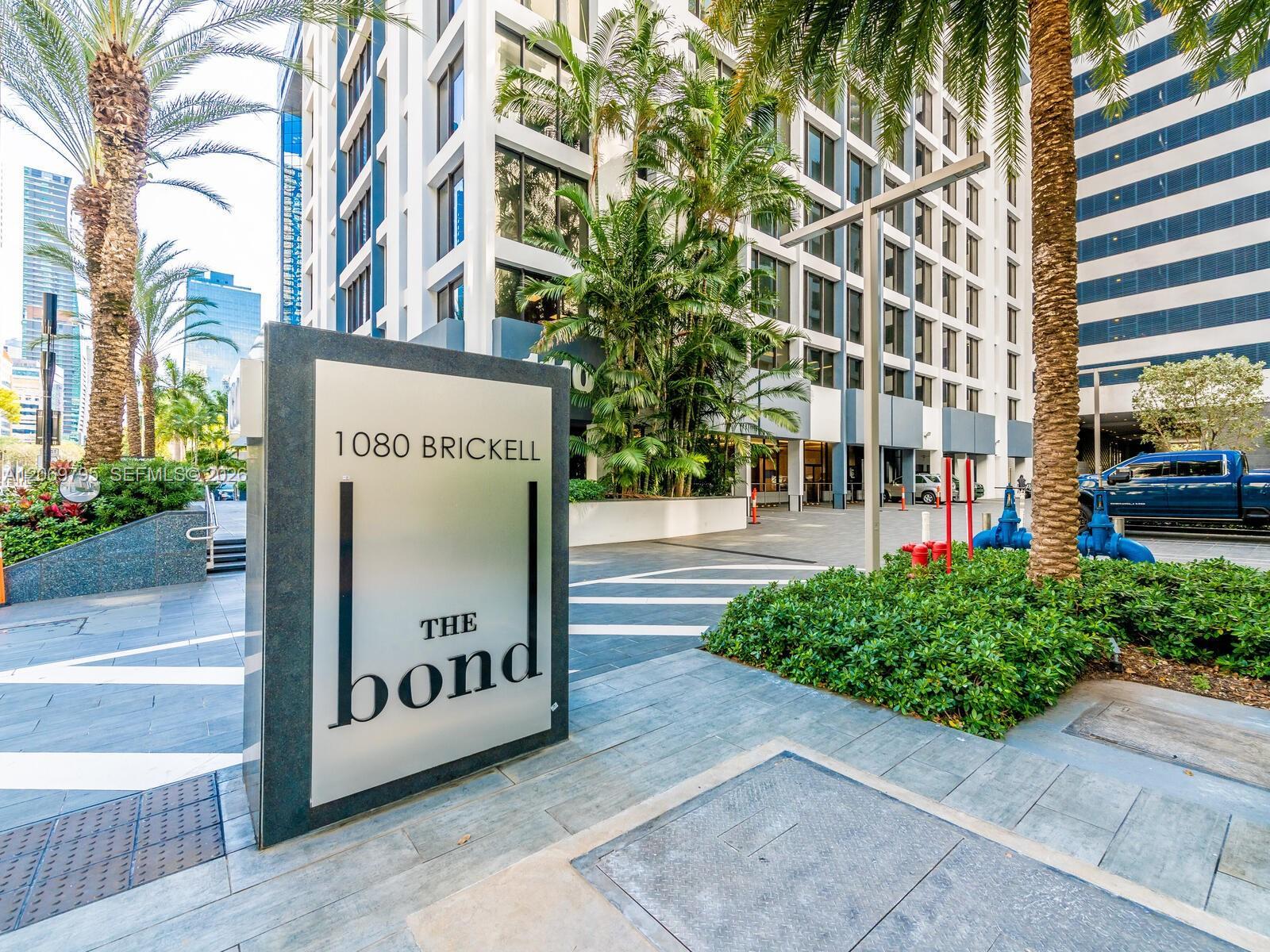 1080 Brickell Ave # 2206, Miami FL 33131