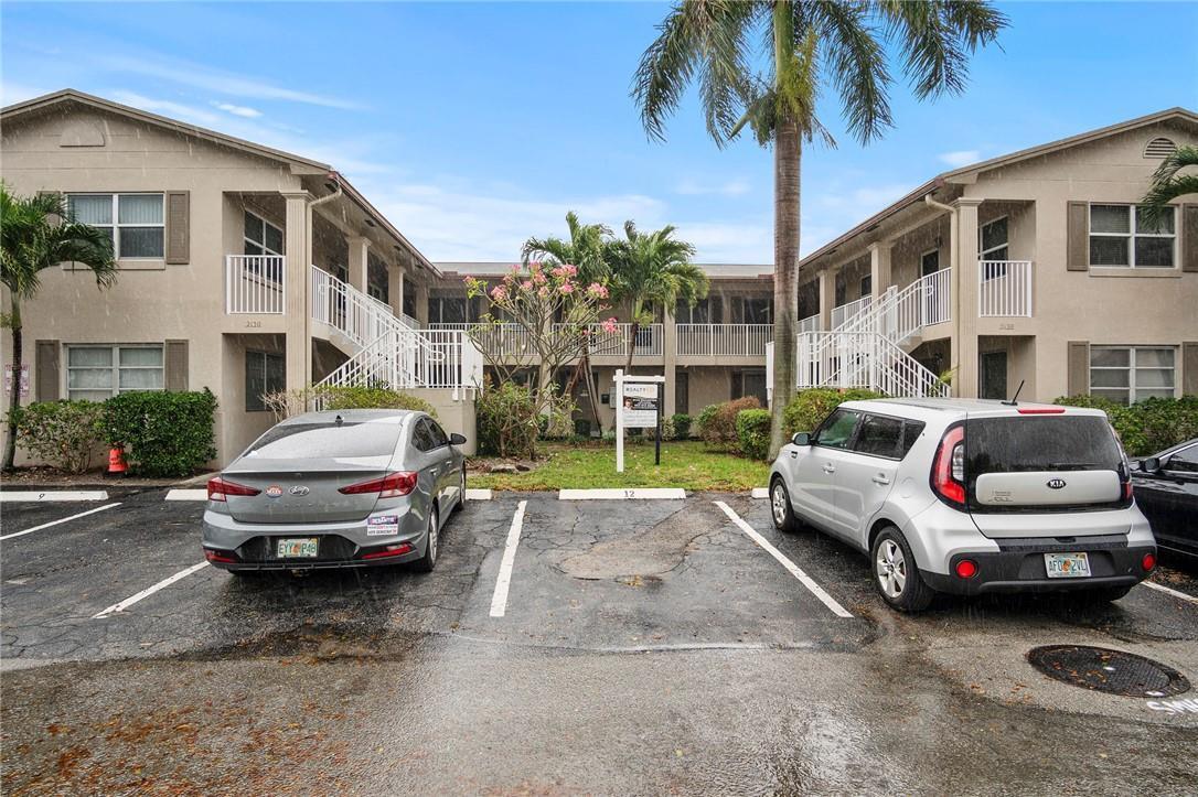 2130 NE 42ND Court # 8, Lighthouse Point FL 33064