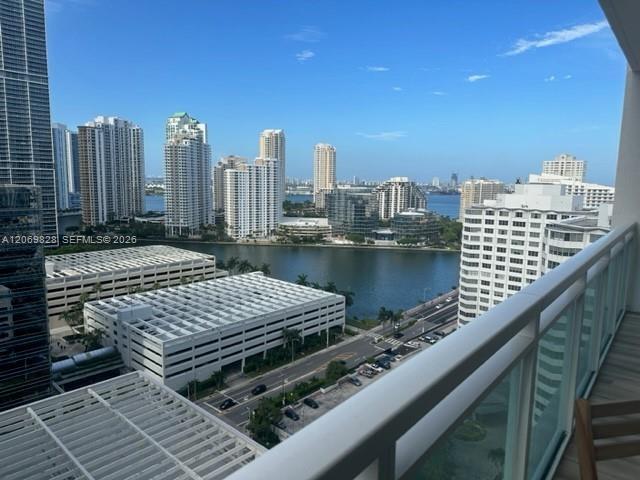950 Brickell Bay Dr # 2104, Miami FL 33131
