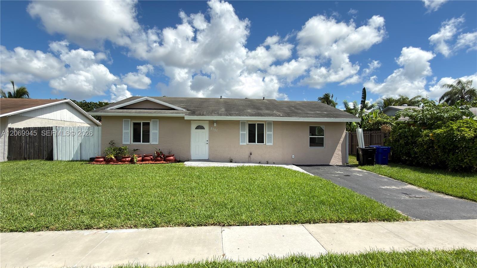 8151 SW 7th St, North Lauderdale FL 33068