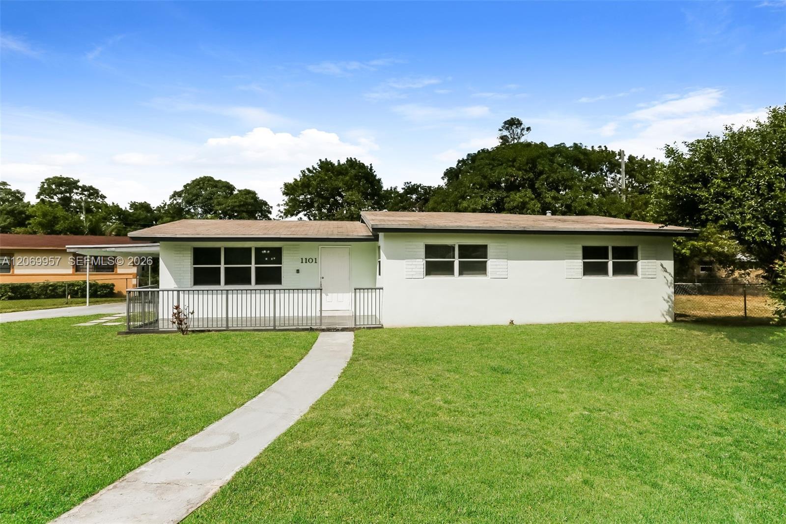 1101 NW 18th St, Fort Lauderdale FL 33311