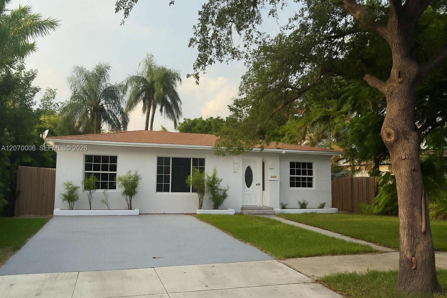 1931 Mayo St, Hollywood FL 33020