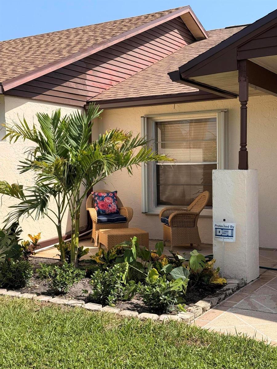 8499 Lakepoint Court, Wellington FL 33467