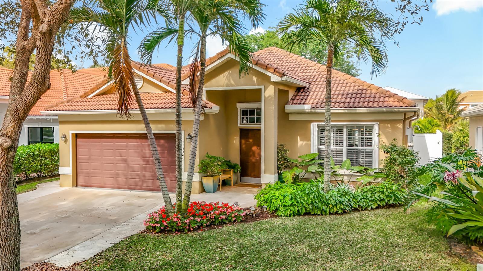 1143 CANOE Point, Delray Beach FL 33444