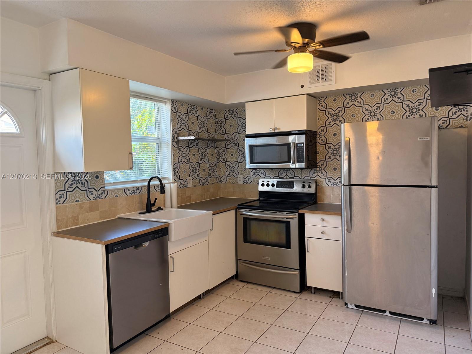 1104 N 17th Ct # 104, Hollywood FL 33020