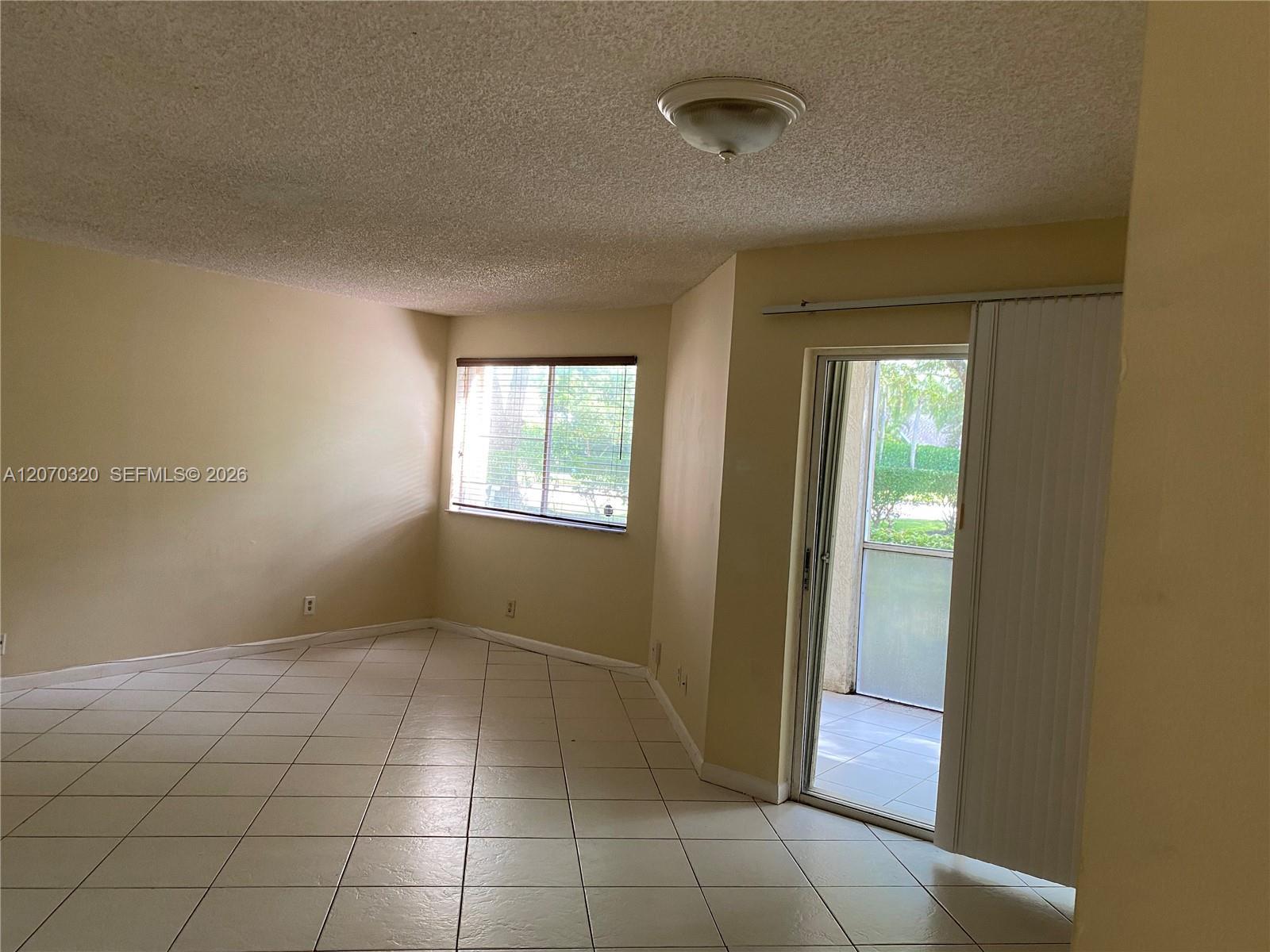 9755 Westview Dr # 1215, Coral Springs FL 33076