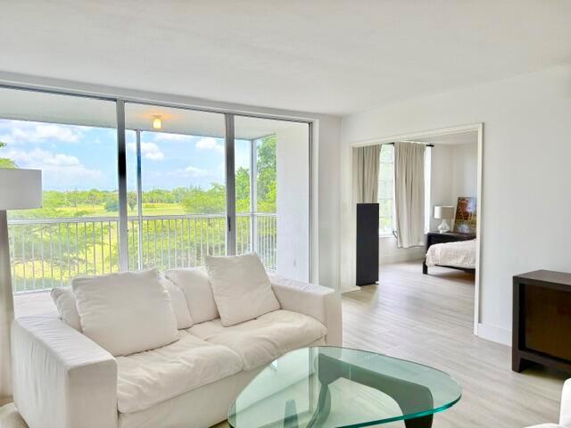3080 N Course Drive # 407, Pompano Beach FL 33069