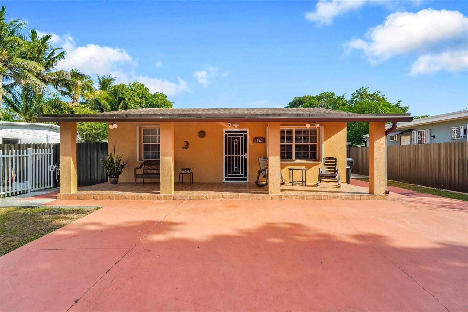 1670 NW 121st Street, North Miami FL 33167
