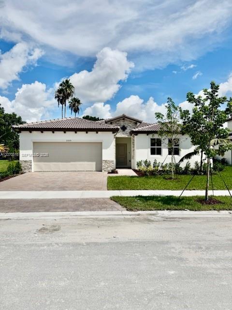 2225 SE 30th St # 2225, Homestead FL 33035