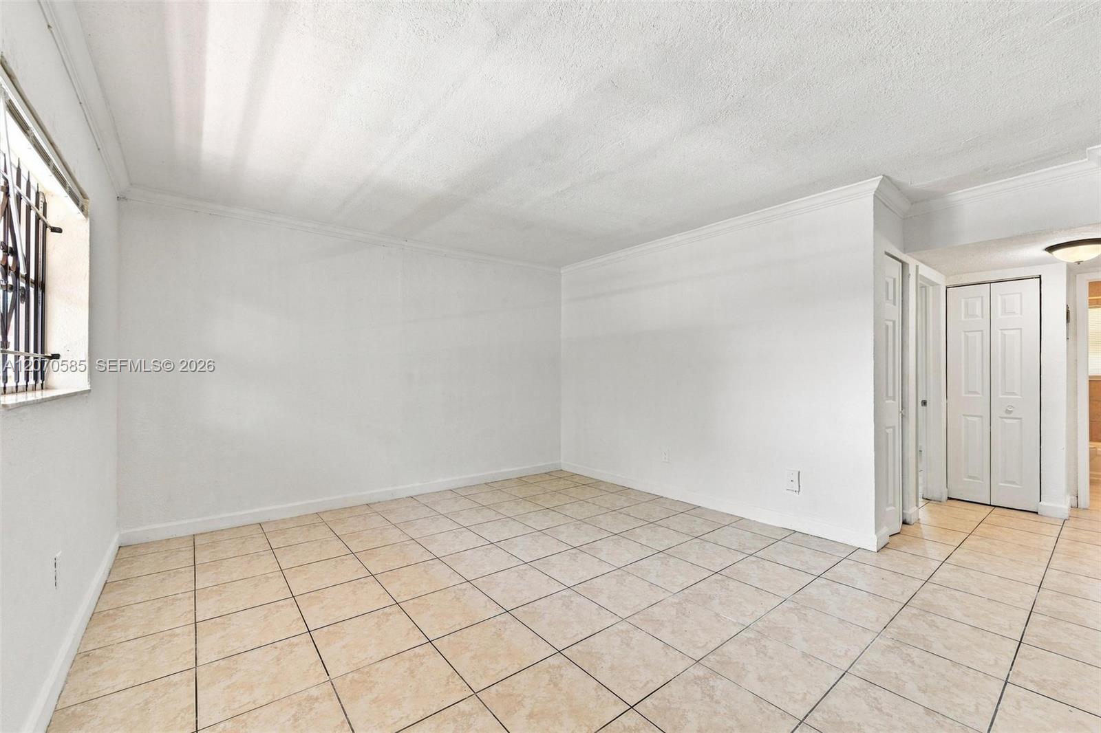 1245 W 24th St # 223, Hialeah FL 33010