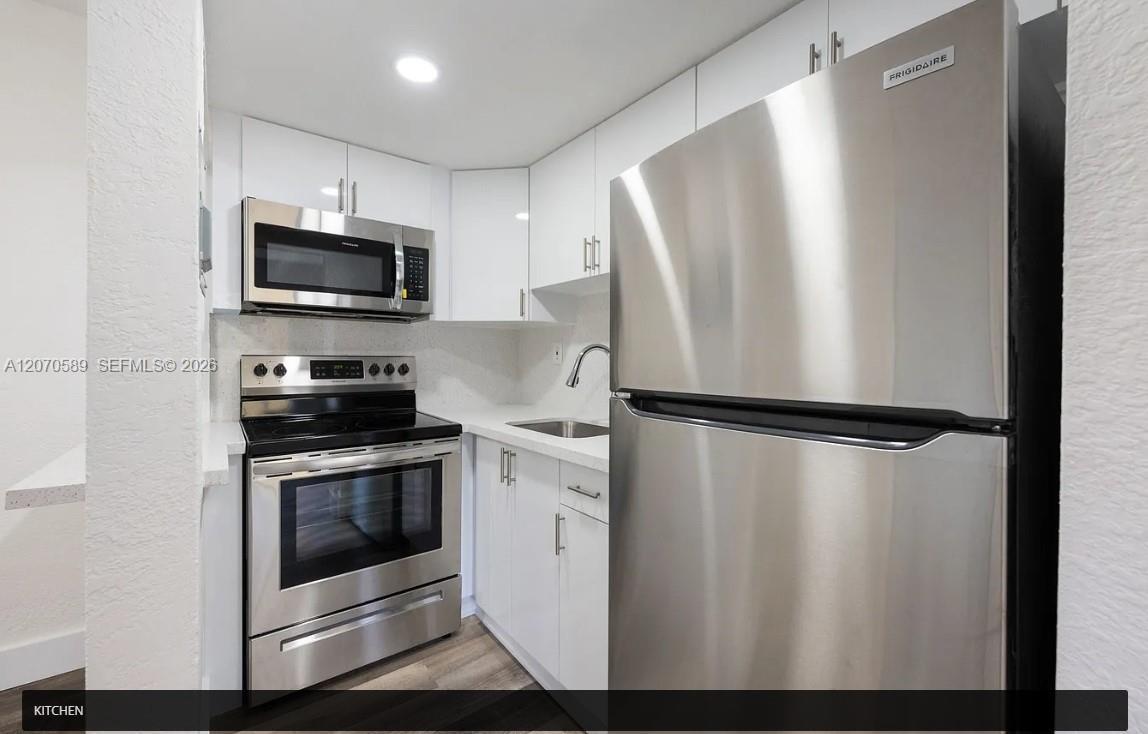 1811 NW 19th Ter # 5, Miami FL 33125