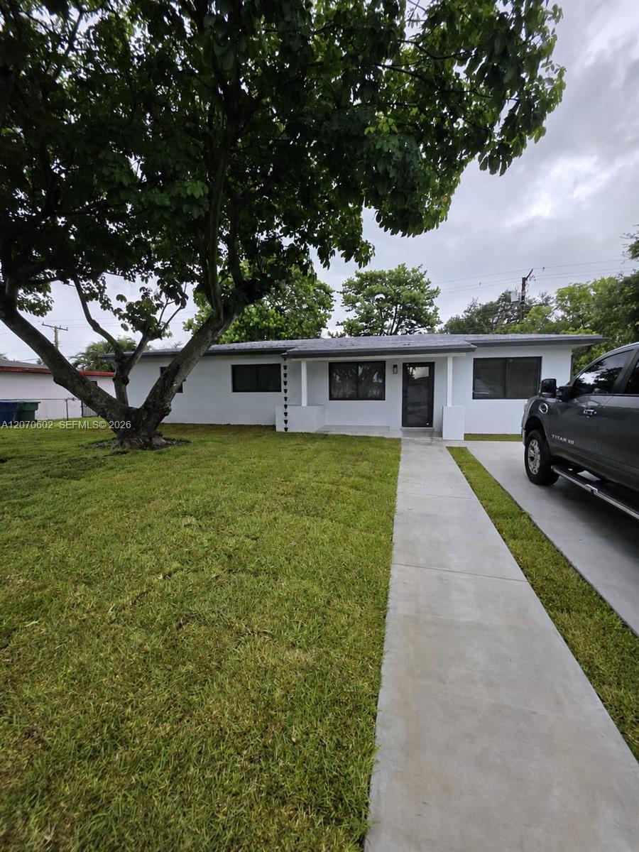 2910 NW 175th St, Miami Gardens FL 33056