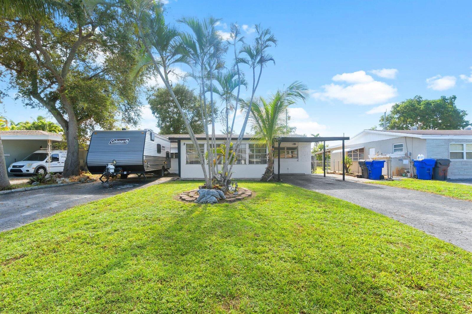 2220 N 57th Terrace, Hollywood FL 33021