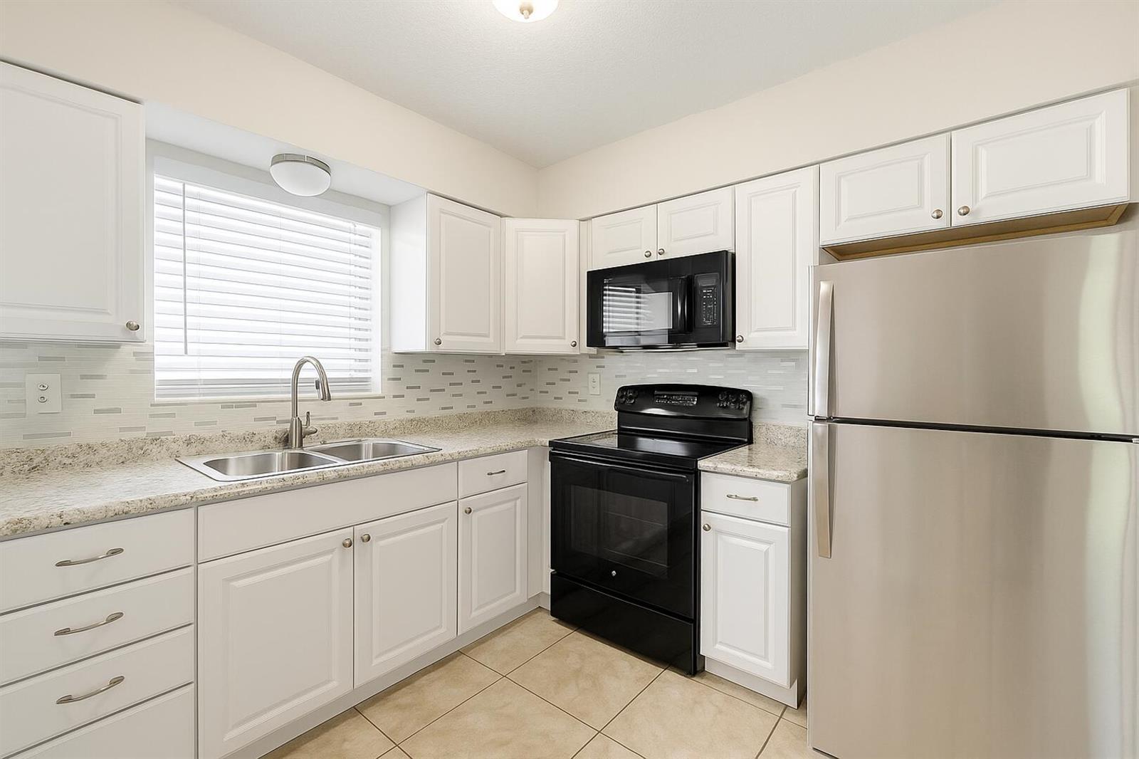 480 W Camino Real, Boca Raton FL 33432