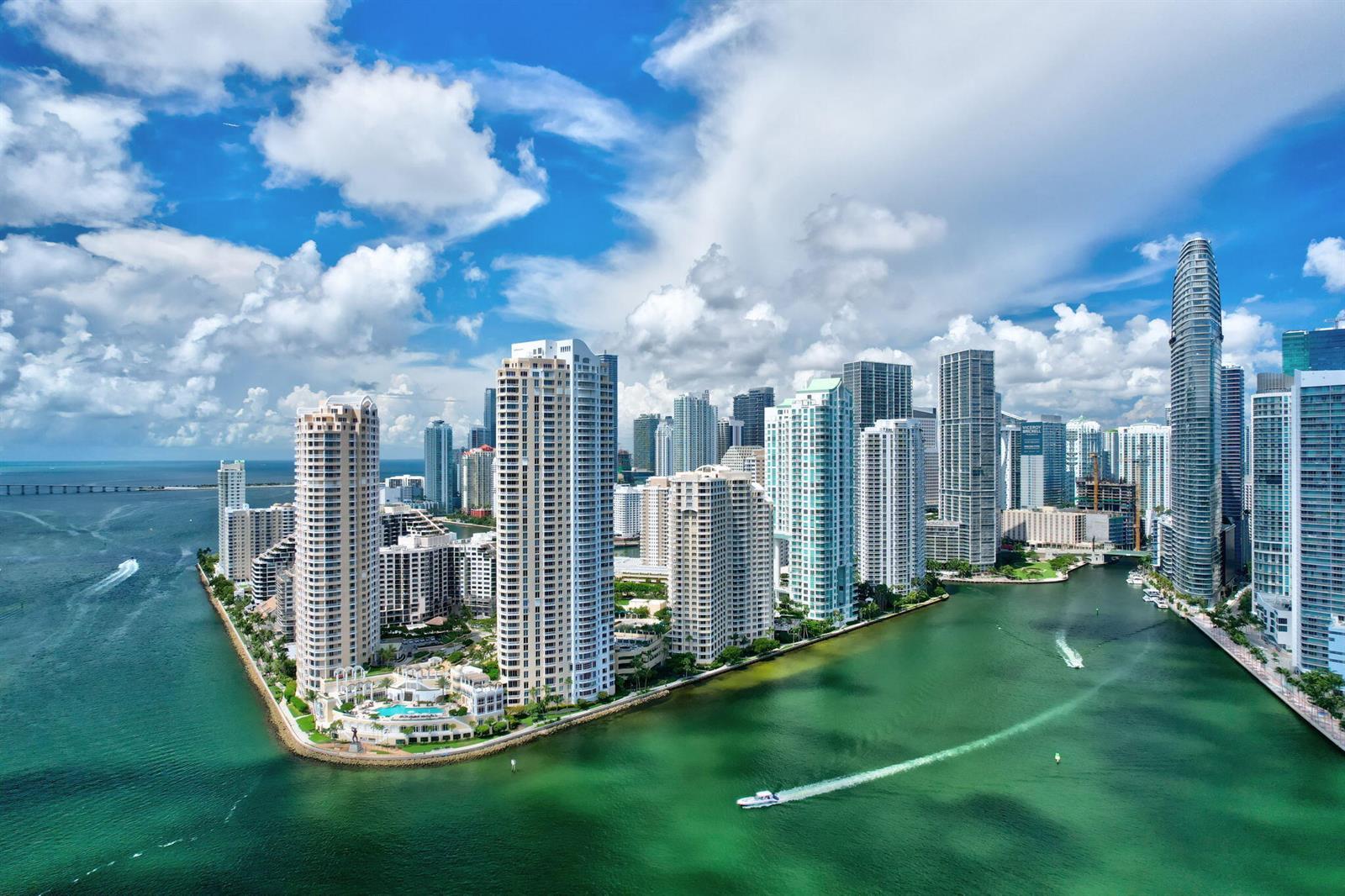 701 Brickell Key Boulevard # 1604, Miami FL 33131