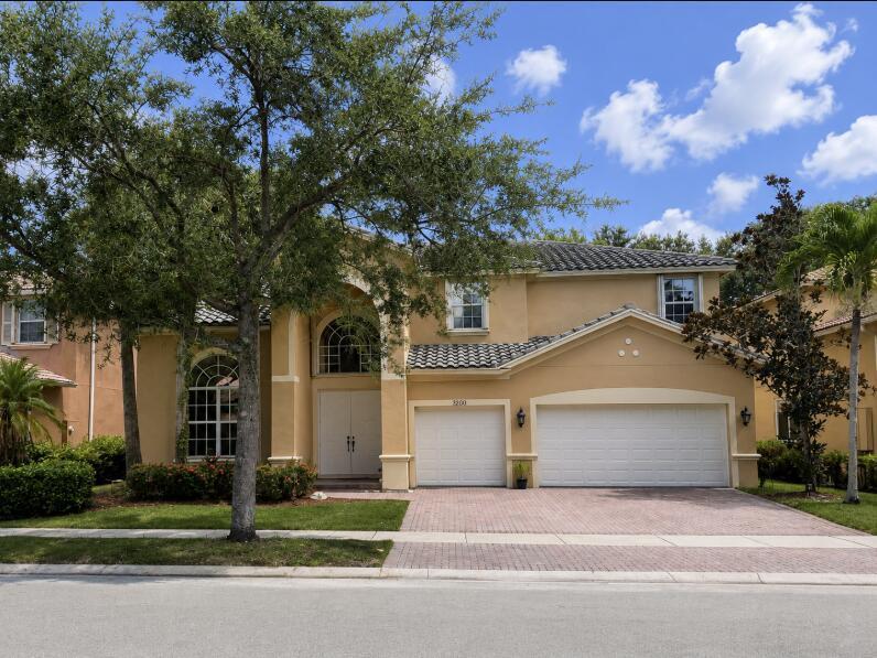 3800 E Hibiscus Street, Weston FL 33332
