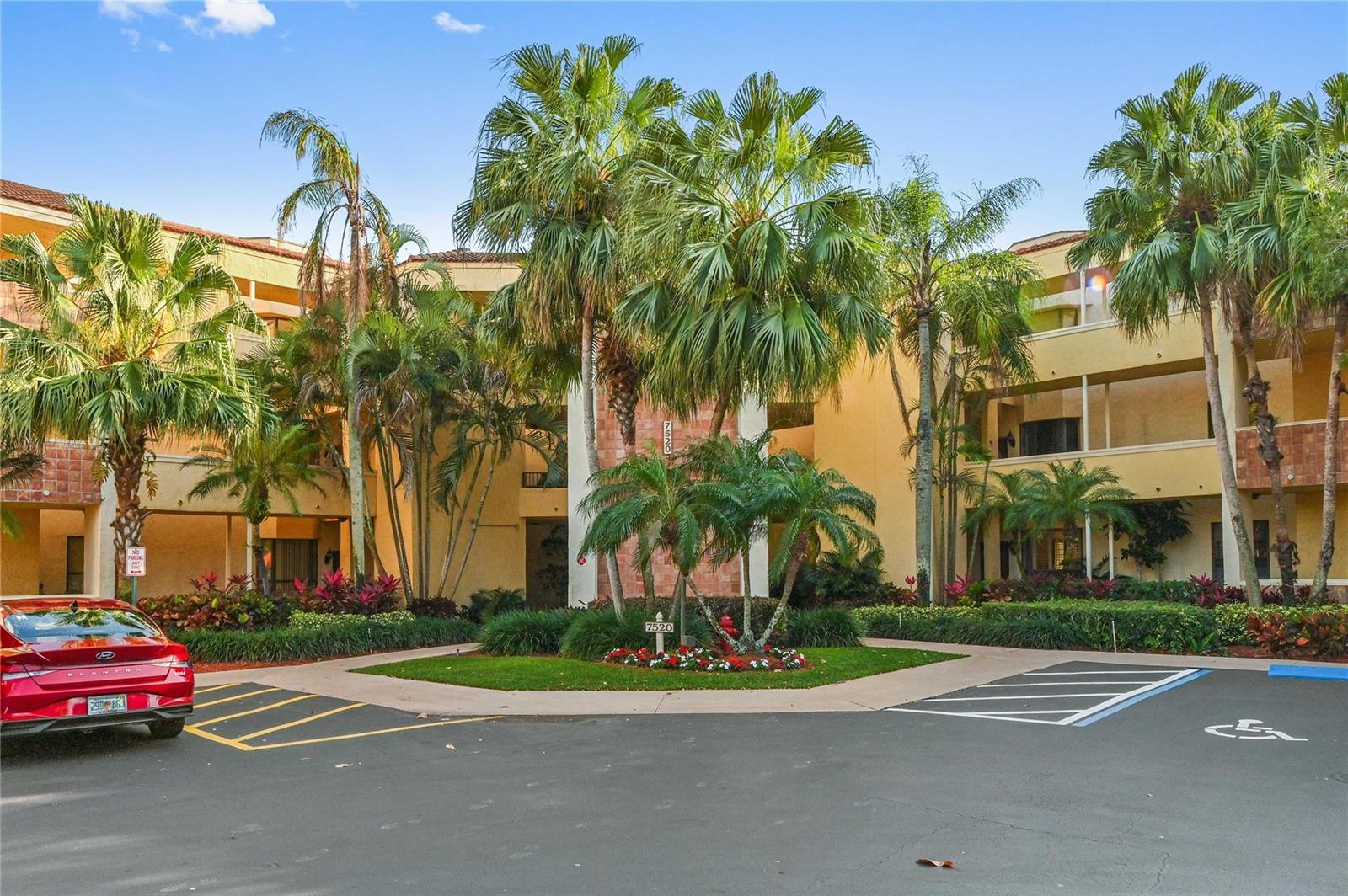 7520 La Paz Boulevard # 306, Boca Raton FL 33433