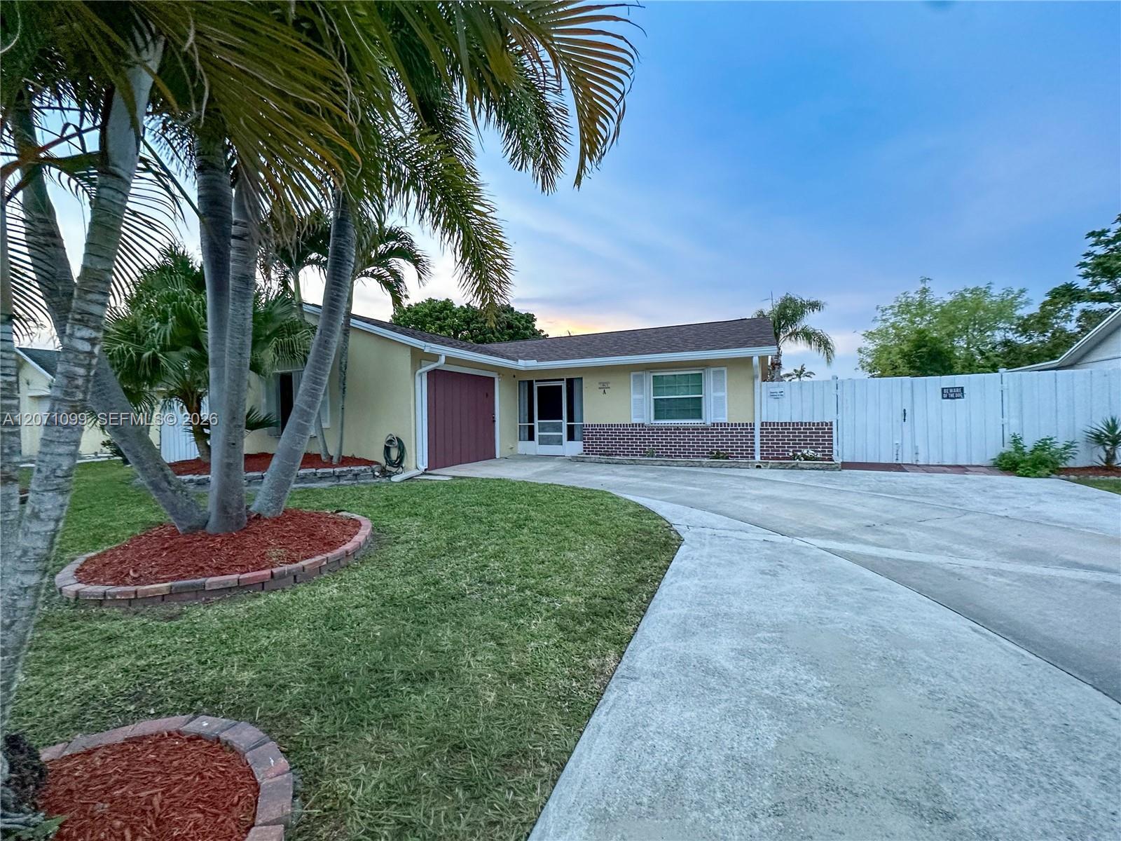1063 Concert Way, Royal Palm Beach FL 33411