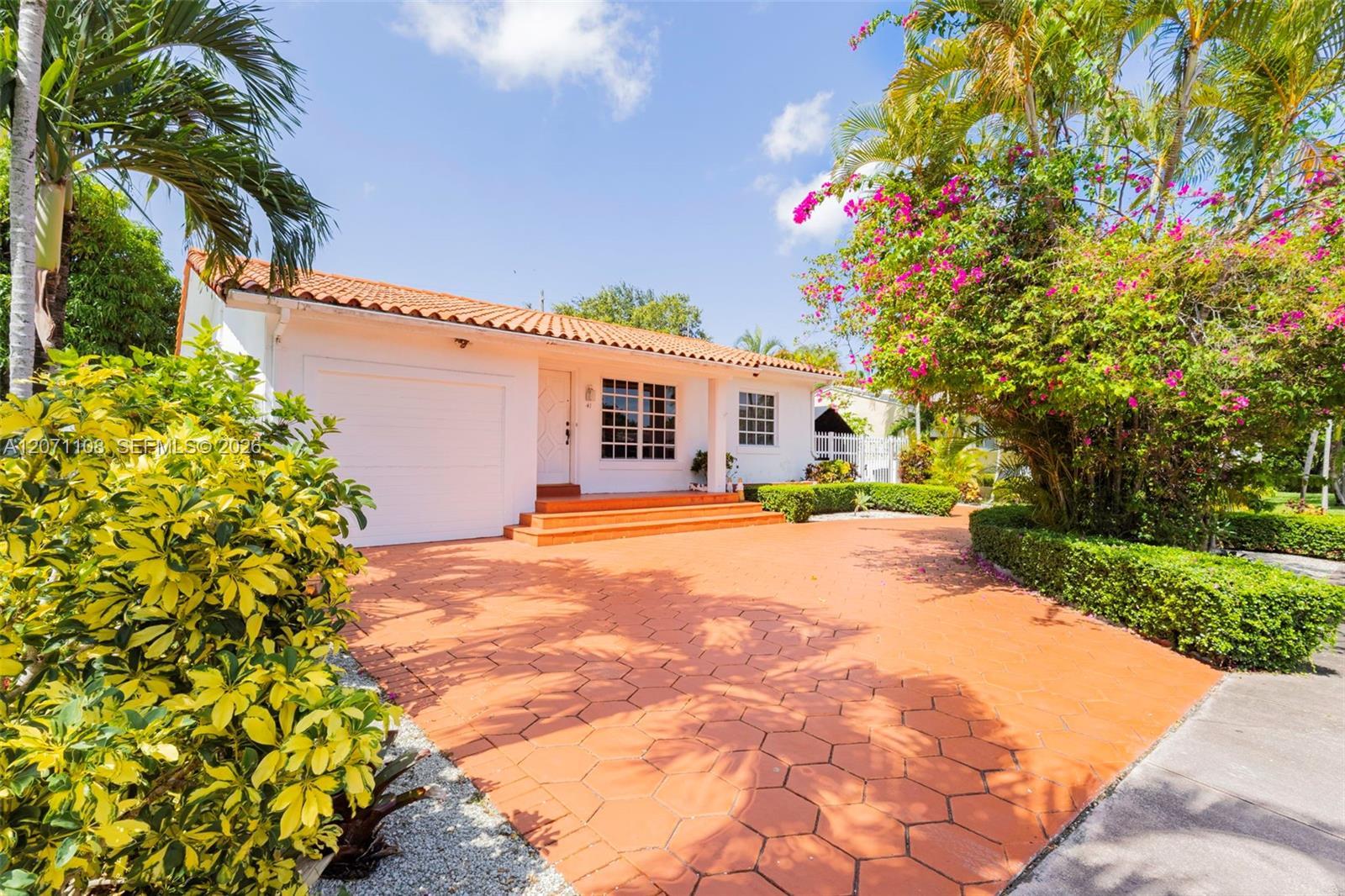 41 Campina Ct, Coral Gables FL 33134