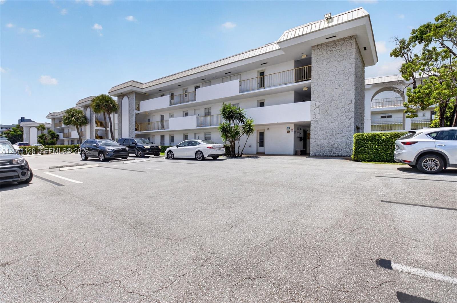 5501 NW 2nd Ave # 106, Boca Raton FL 33487