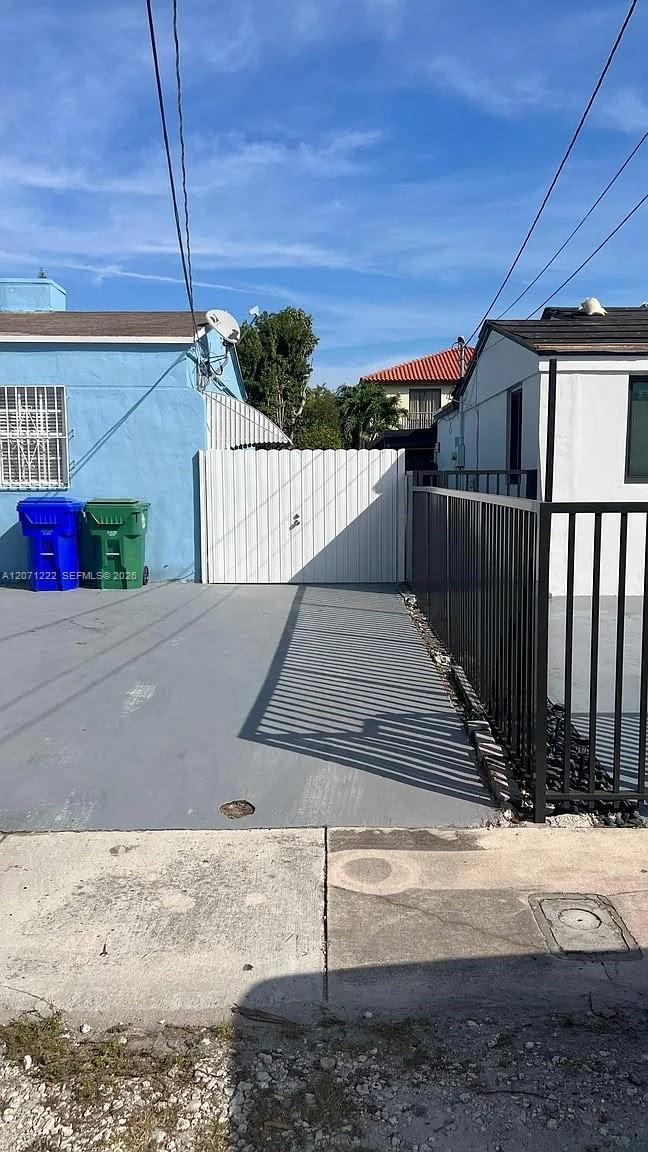 2645 SW 33rd Ave # 2, Miami FL 33133