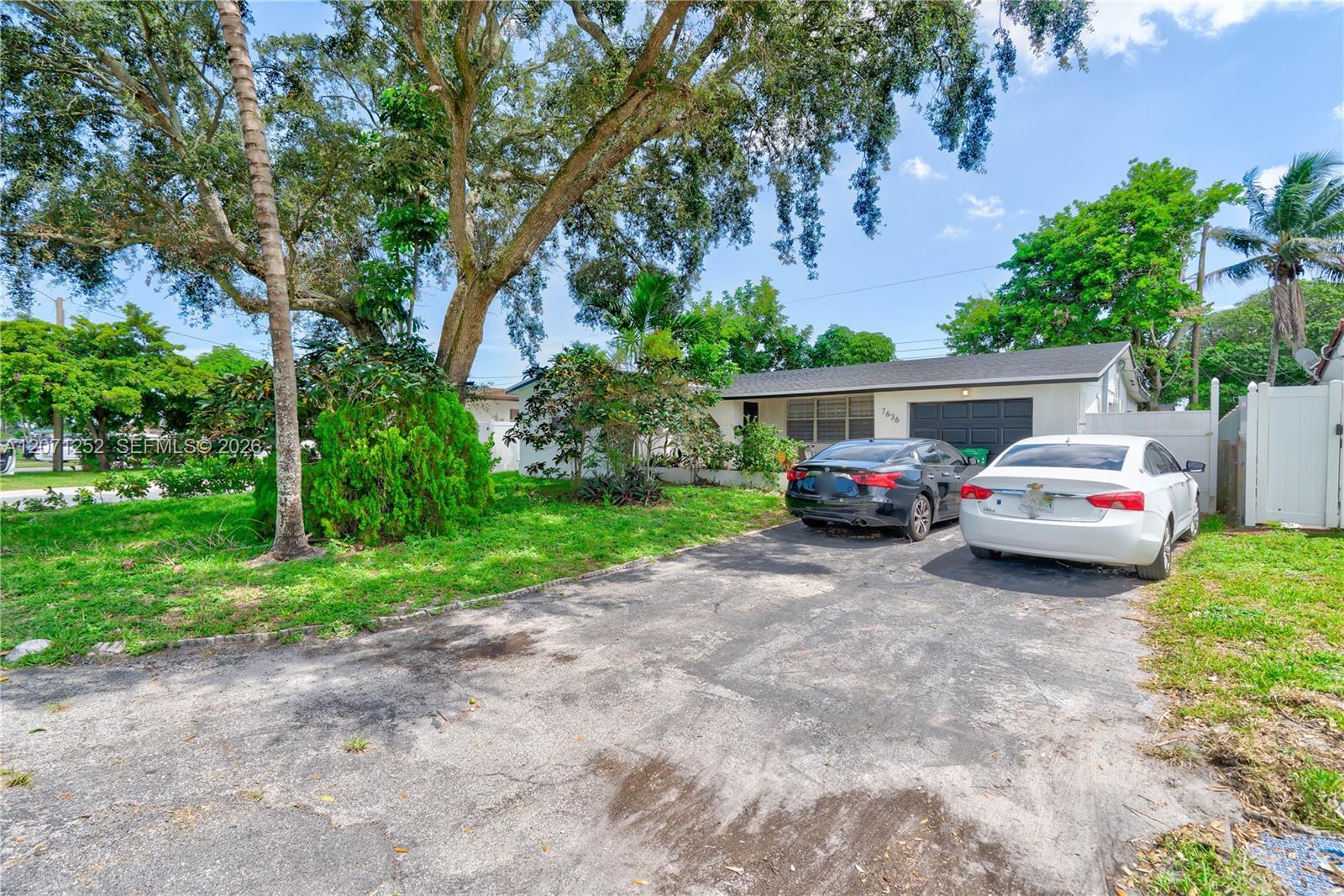7636 Alhambra Blvd, Miramar FL 33023