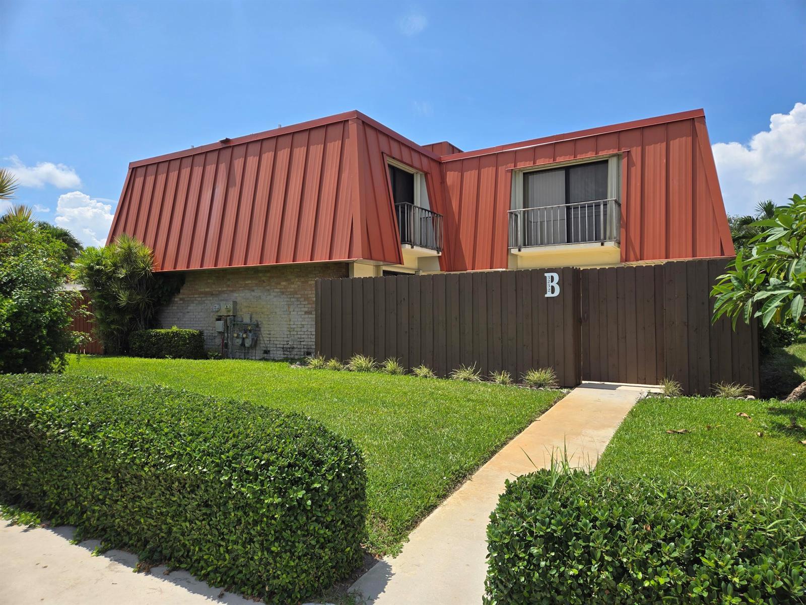 3232 MERIDIAN Way N # B, Palm Beach Gardens FL 33410