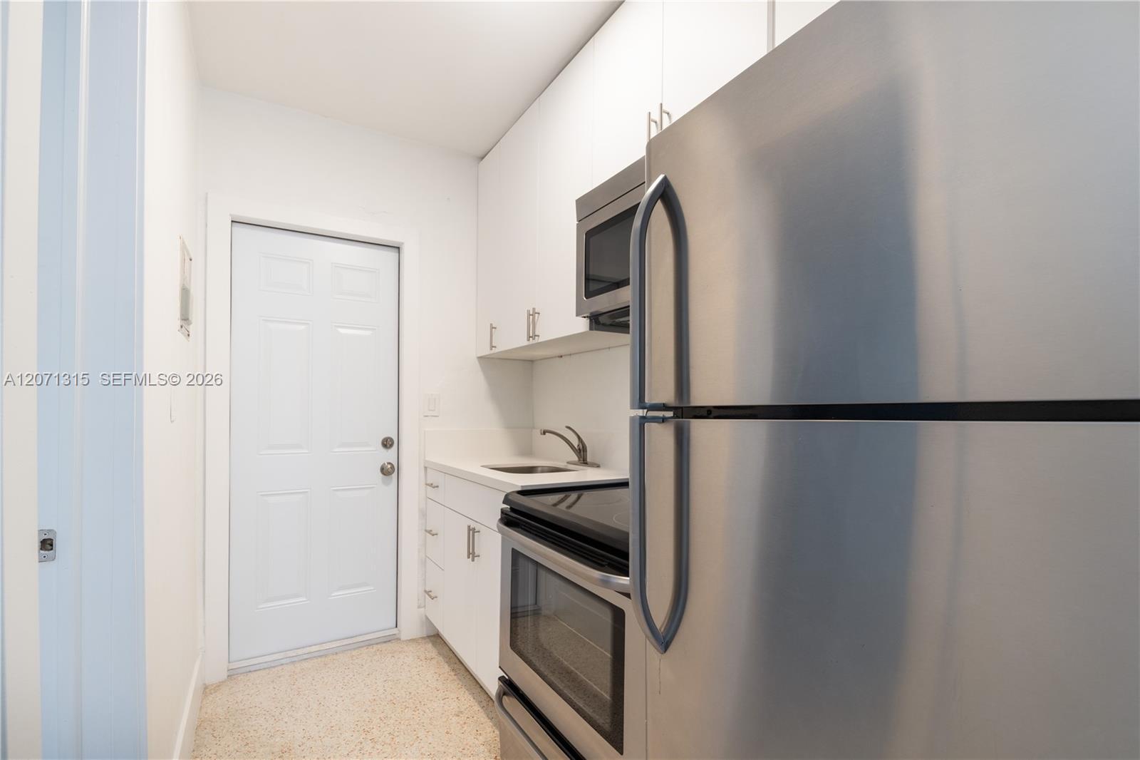 1450 SW 6th St # 1, Miami FL 33135