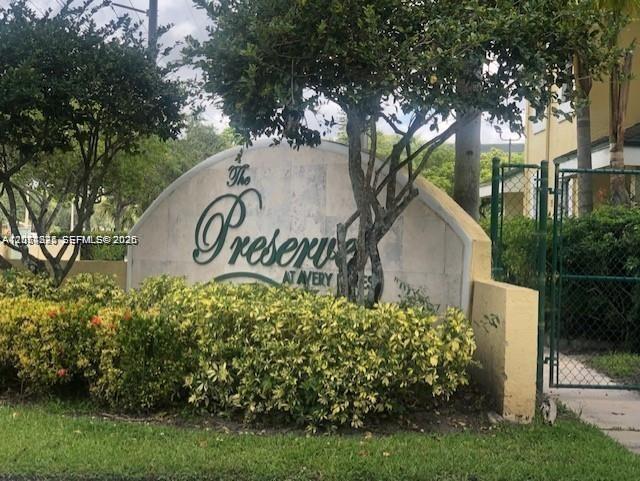 8787 NW 39th St, Sunrise FL 33351