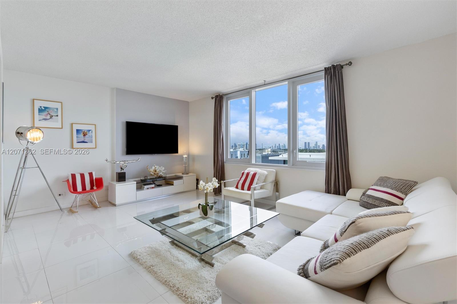 2301 collins ave # 931, Miami Beach FL 33139